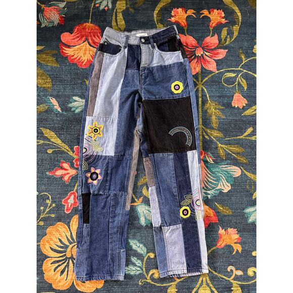 Urban Outfitters BDG High-Rise Baggy Patched Jeans Size 26 - Picture 5 of 8